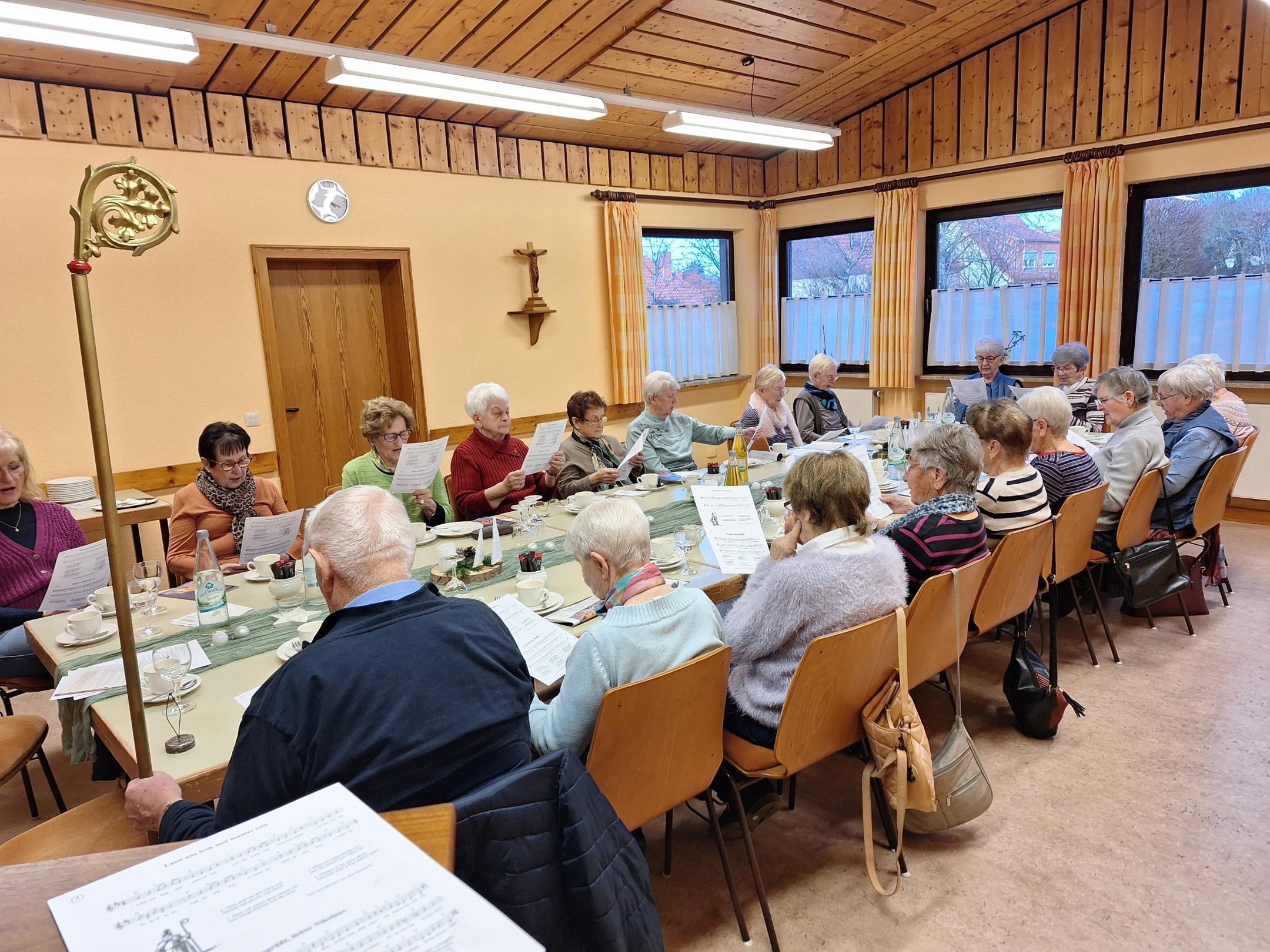 Nikolaus bei Kaffee + Mehr (c) Dr. Carola Fleck Nikolaus bei Kaffee + Mehr