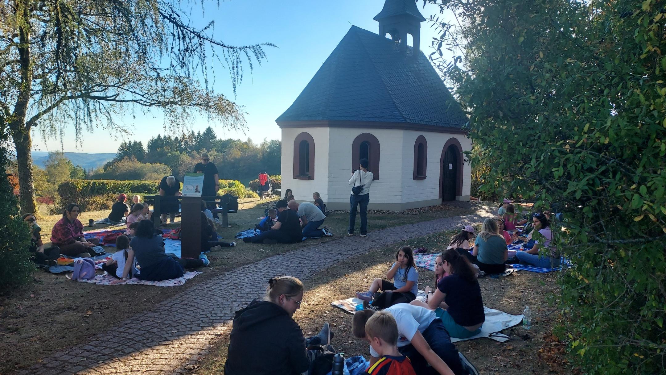 Picknick an der Peterbergkapelle